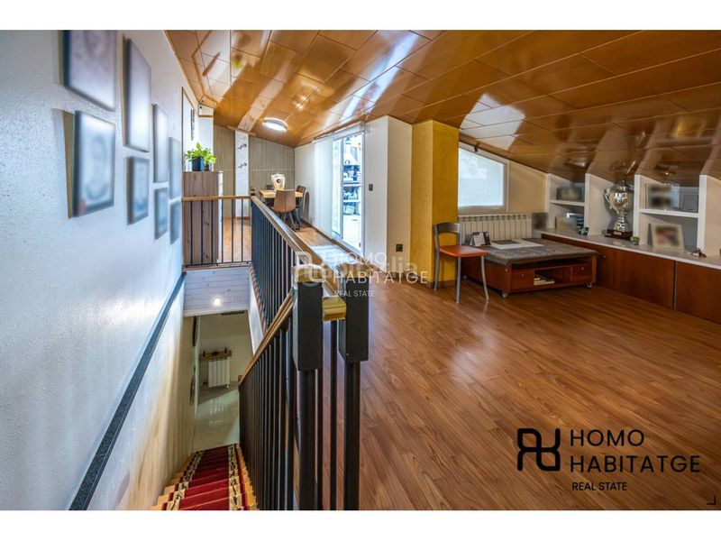 Foto 7615ff59-9c22-402c-9bb5-a6c7400ce424. Dúplex amb calefacció aparcament a Creu de Barberà Sabadell