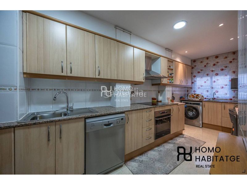 Foto a079b474-8f29-4634-b578-cfb2692a191b. Dúplex amb calefacció aparcament a Creu de Barberà Sabadell