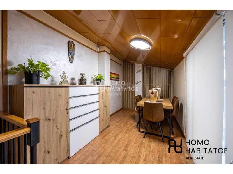 Foto dcff2338-8fbb-42d6-a5e1-237f56076446. Dúplex amb calefacció aparcament a Creu de Barberà Sabadell