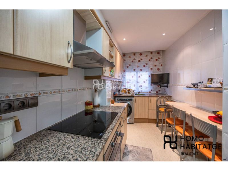 Foto e4c364ff-6cef-4ae7-b992-e075864e6c32. Dúplex amb calefacció aparcament a Creu de Barberà Sabadell