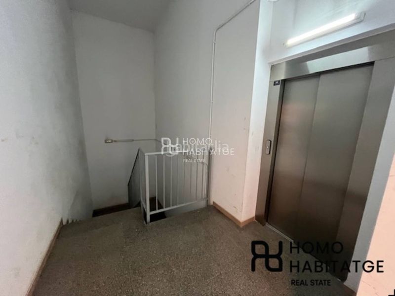 Foto c0e019cc-b41e-423c-9ac9-2bd53fe5ee06. Aparcament cotxe a Can Llong Sabadell