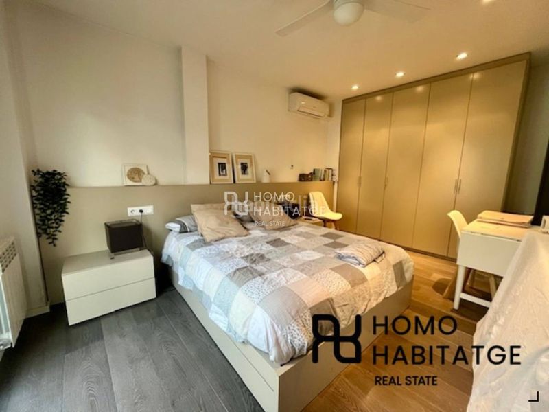 Foto 527cfc06-5218-47b4-8deb-43312545e1c5. Casa aparellada amb calefacció a Centre Sabadell