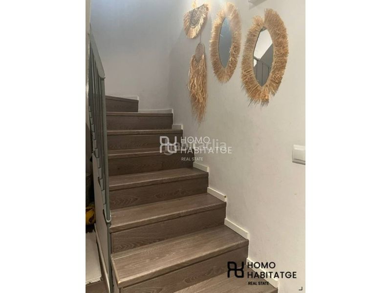 Foto d283d727-44ef-4bf4-a39f-c566a1b18771. Casa aparellada amb calefacció a Centre Sabadell