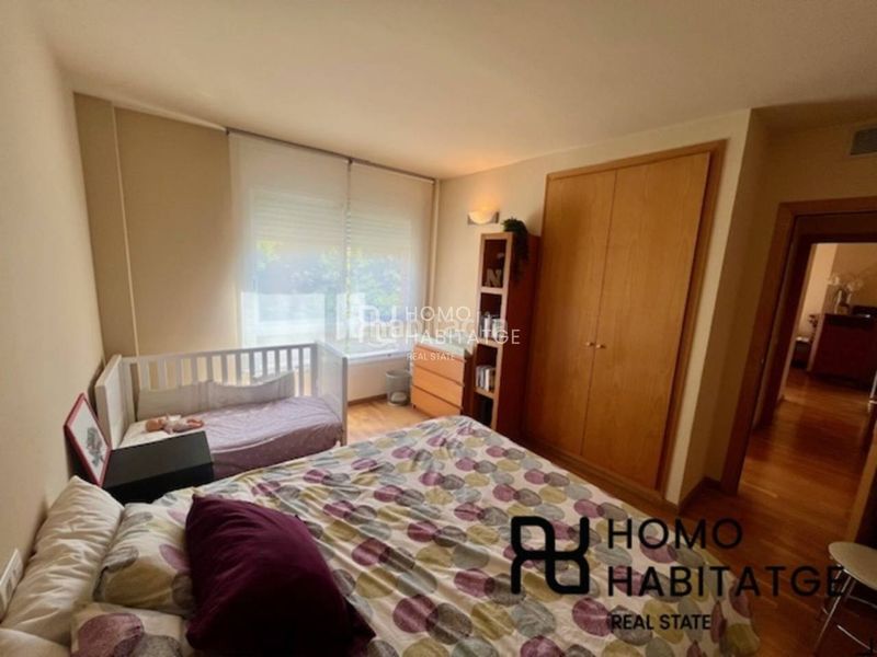 Foto 3fec42a9-55ba-4624-8d27-9576e58b082e. Pis amb calefacció aparcament a Centre Sabadell