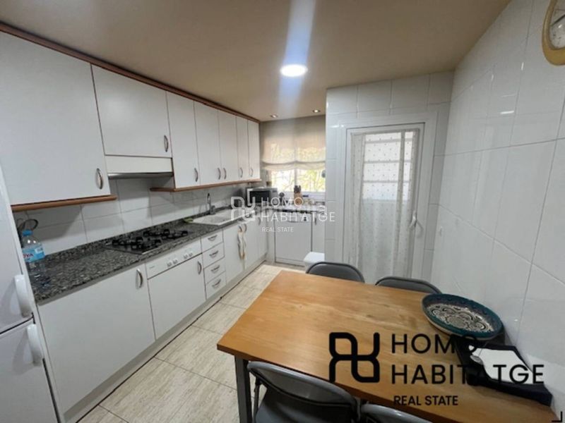 Foto d442337b-6658-4f17-b17f-8809bde72814. Pis amb calefacció aparcament a Centre Sabadell