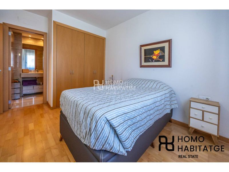 Foto 27e983b1-a7cb-4668-97c1-69ffd5554db0. Pis amb calefacció piscina a Centre Sabadell