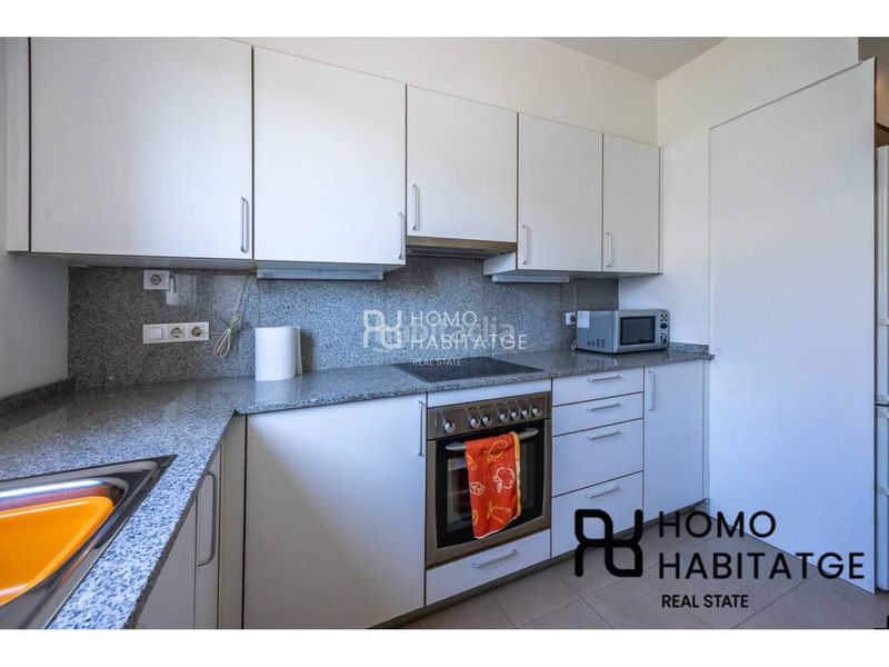 Foto 49439a0b-cb83-443d-9cf5-b0222ff92df4. Pis amb calefacció piscina a Centre Sabadell