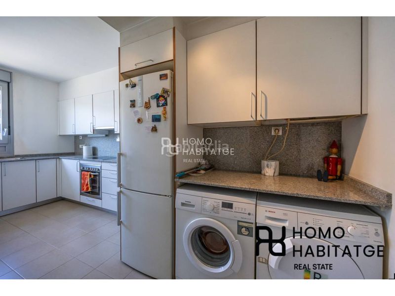 Foto 9c1e9595-aacf-425c-af96-5dfd06bf8e76. Pis amb calefacció piscina a Centre Sabadell