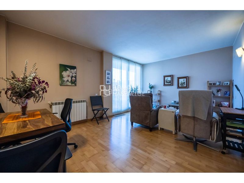 Foto c0ffb777-c713-4791-937d-8a20ebeaf67a. Pis amb calefacció piscina a Centre Sabadell