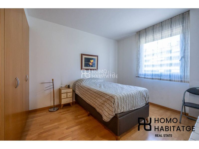 Foto c83e208d-f03c-4dec-98b9-596906cc880b. Pis amb calefacció piscina a Centre Sabadell