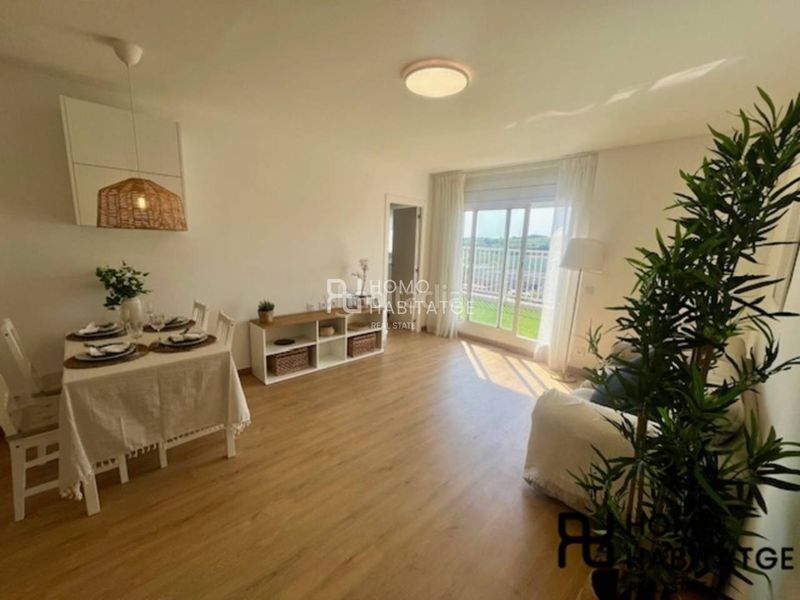 Foto 7a58f6f3-2a0c-47e2-9042-dc274466e5a8. Pis a Centre Rubí