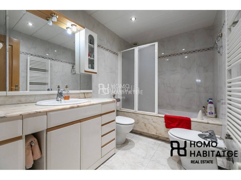 Foto 12e2ae3d-2dcf-424a-b5cb-28975cd5b2fd. Casa amb calefacció aparcament a Creu Alta Sabadell