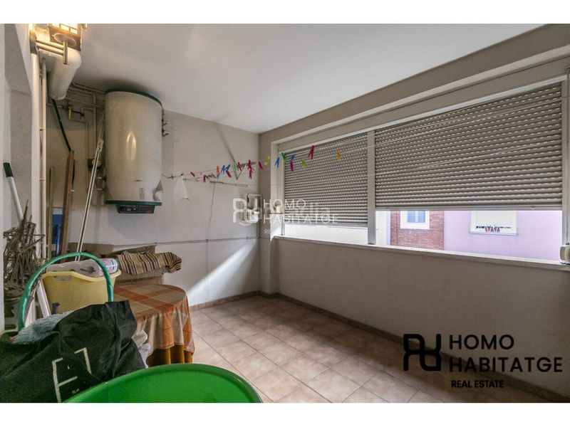 Foto 16e0a538-85c7-4521-9894-72f466615b01. Casa amb calefacció aparcament a Creu Alta Sabadell