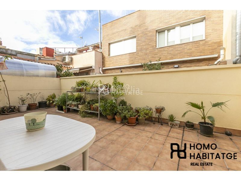 Foto 186d9390-f3be-4f80-8a94-6715a225860f. Casa amb calefacció aparcament a Creu Alta Sabadell