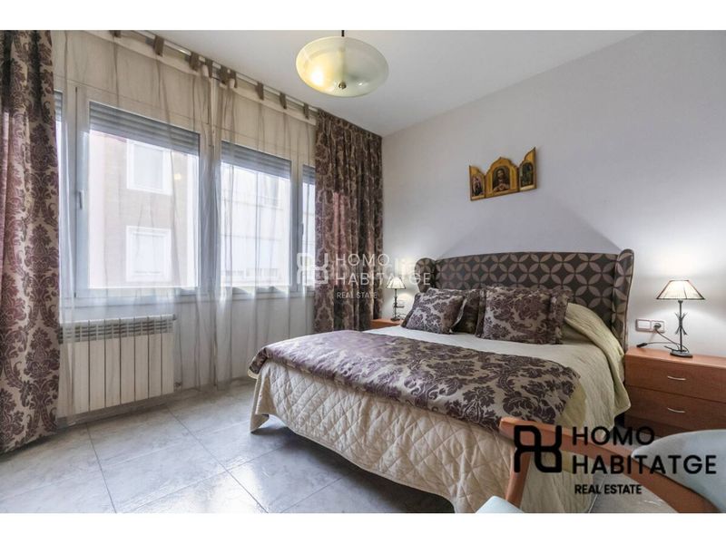 Foto 3baf2189-6809-45e7-80b8-74c9f35dd283. Casa amb calefacció aparcament a Creu Alta Sabadell