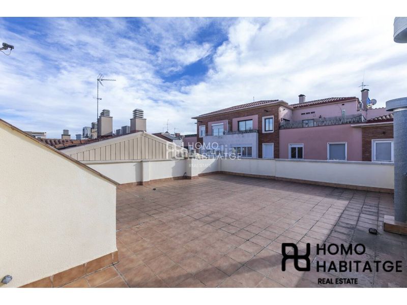 Foto b575316e-7615-4a4e-86de-2bf5ef25b5c0. Casa amb calefacció aparcament a Creu Alta Sabadell