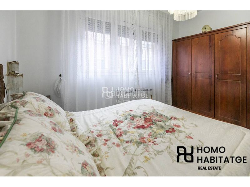 Foto beaef94b-5588-48a9-9878-38f26a514599. Casa amb calefacció aparcament a Creu Alta Sabadell