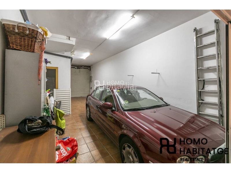Foto cc9fe265-aa12-43cc-84e3-fae030548564. Casa amb calefacció aparcament a Creu Alta Sabadell
