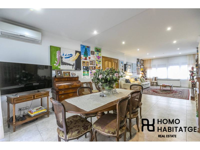Foto e6a00999-3287-42bb-b0f3-376d2b67fd0c. Casa amb calefacció aparcament a Creu Alta Sabadell