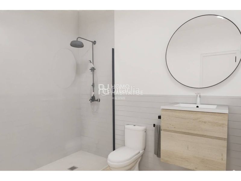 Foto 0e6cc6ac-dddd-4a18-b694-e584b3a7caf8. Casa amb aparcament a Centre Sabadell
