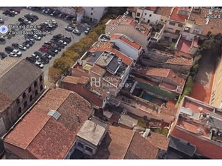 Maison  Calle creueta. Casa en venta en sabadell, zona centre
