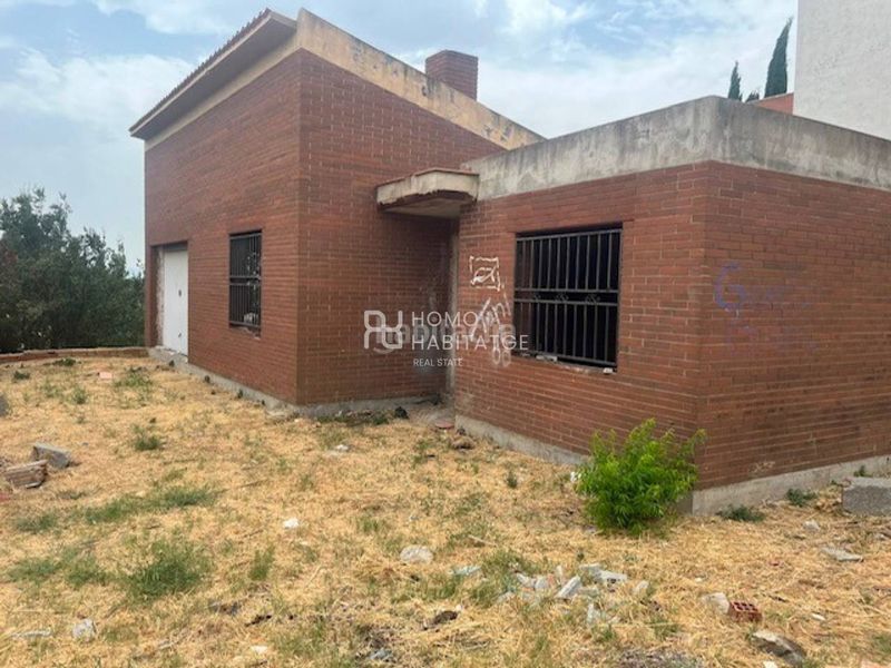 Foto 06f86045-c64d-4859-8a51-a893ce546ec3. Xalet a Polinyà