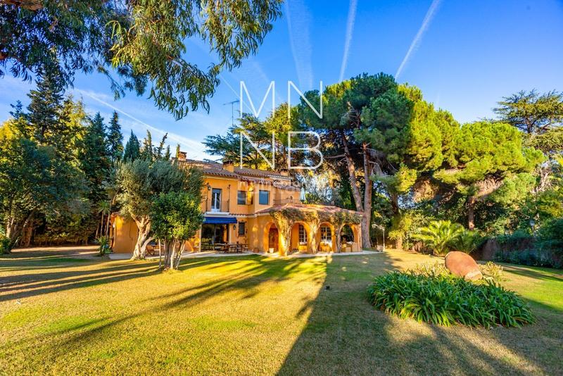 Foto 6d7c6c74-aba2-490f-a941-379996248f12. Chalet avec chauffage piscine dans Canafort-El Puntó Sant Andreu de Llavaneres