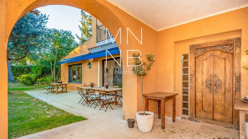 Foto d4da4be2-a29a-4271-a9c3-980af456a218. Chalet avec chauffage piscine dans Canafort-El Puntó Sant Andreu de Llavaneres