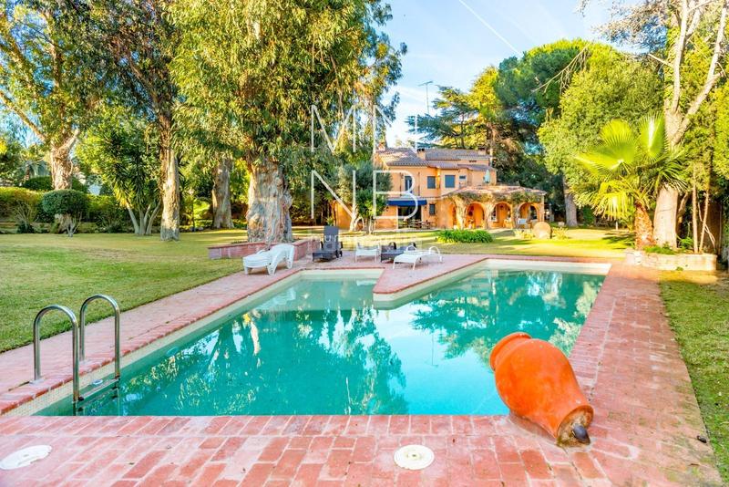 Foto e14f5000-76d8-45ad-94fd-c053572ab3ec. Chalet avec chauffage piscine dans Canafort-El Puntó Sant Andreu de Llavaneres