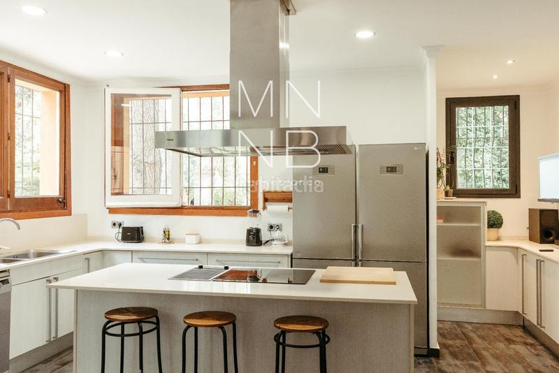 Foto ef85757a-ecef-4ca0-bf51-83b30be1d4d3. Chalet avec chauffage piscine dans Canafort-El Puntó Sant Andreu de Llavaneres