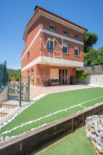 Foto 7e63eade-559f-4e3d-b068-5dda09599037. Chalet con riscaldamento parcheggio piscina in Centre Sant Andreu de Llavaneres