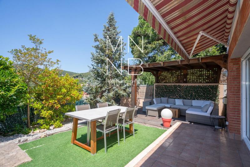Foto e49382e4-88bf-40dd-80c8-eaf835951ca6. Chalet con riscaldamento parcheggio piscina in Centre Sant Andreu de Llavaneres