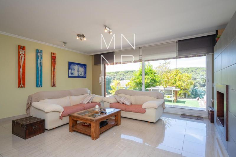 Foto e82e9945-84b6-4a5b-a59d-a0ee373bbb37. Chalet con riscaldamento parcheggio piscina in Centre Sant Andreu de Llavaneres