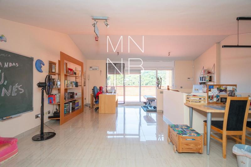 Foto ec1f9f64-5dd3-4f7a-83af-aeef40ea74cb. Chalet con riscaldamento parcheggio piscina in Centre Sant Andreu de Llavaneres