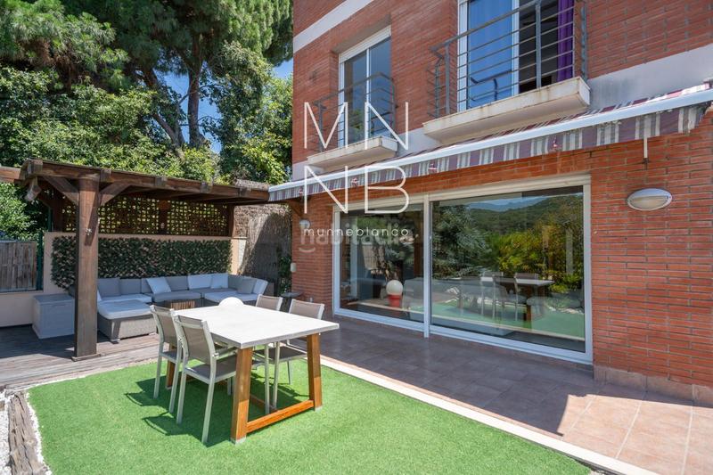 Foto f7cb563e-3a79-4119-adde-4c1e15e5b029. Chalet con riscaldamento parcheggio piscina in Centre Sant Andreu de Llavaneres