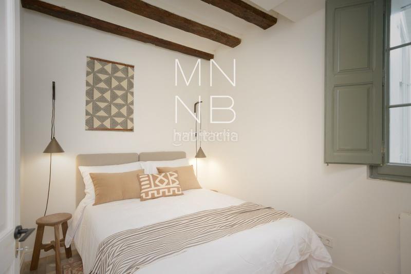 Foto c681f3d4-2f97-4517-8853-2d4ef16a7827. Piso  completamente reformado se encuentra en una finca señorial de 1854 en Barcelona