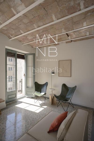Foto decd5d8a-7fa5-44fb-bcaa-9dacca6218bc. Piso  completamente reformado se encuentra en una finca señorial de 1854 en Barcelona