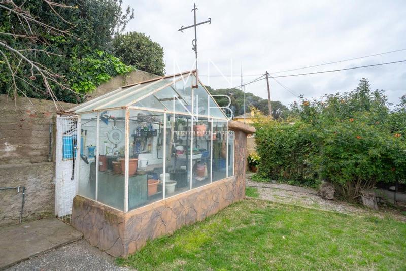 Foto 0cfd4661-4c76-40d2-8e90-e30be48d4a6e. Chalet con riscaldamento parcheggio piscina in Urbanitzacions Mataró