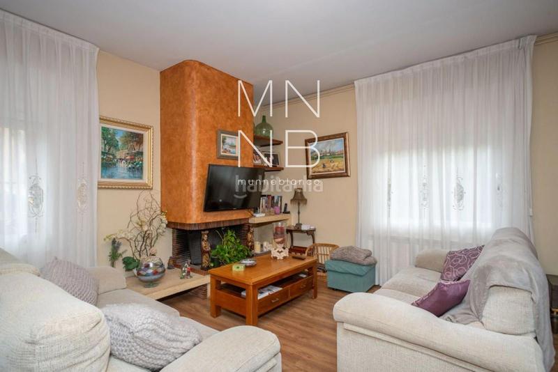 Foto 3789f030-d621-4511-adf3-9f3fef08bc9d. Chalet con riscaldamento parcheggio piscina in Urbanitzacions Mataró