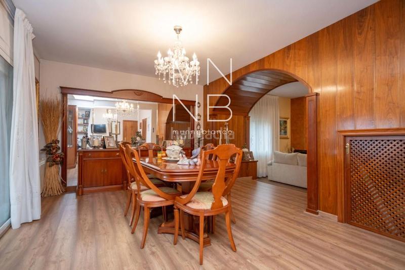 Foto 3e44057d-b56c-4d46-beb4-66cde8b7596f. Chalet con riscaldamento parcheggio piscina in Urbanitzacions Mataró