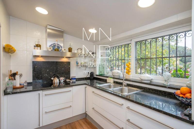 Foto 401977e2-bde8-4ce6-b216-6196cda080b9. Chalet con riscaldamento parcheggio piscina in Urbanitzacions Mataró