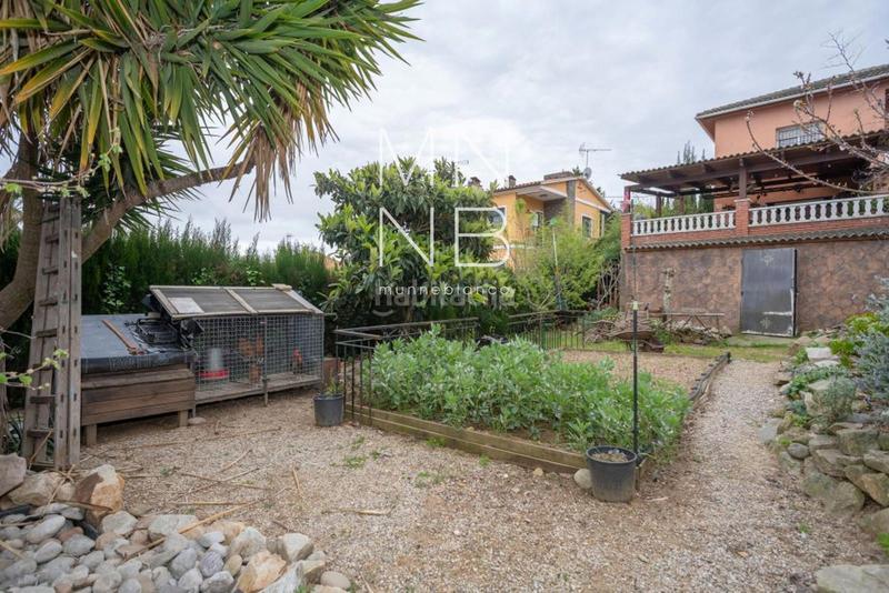 Foto 81fe3e66-ba96-4cd7-beb8-79b22b3ce29a. Chalet con riscaldamento parcheggio piscina in Urbanitzacions Mataró