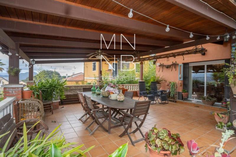 Foto 8c590bb2-c498-4049-afdc-bca57e55abe3. Chalet con riscaldamento parcheggio piscina in Urbanitzacions Mataró