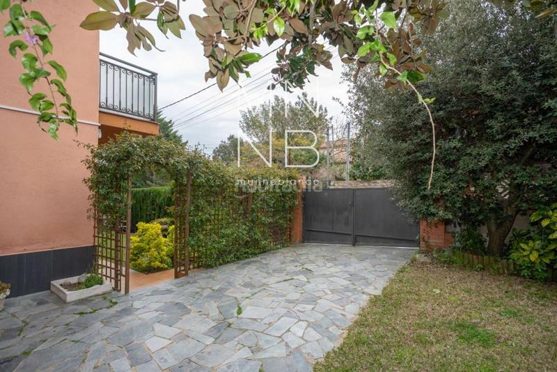 Foto 9d301f9f-5c74-4954-a4c0-27928150769f. Chalet con riscaldamento parcheggio piscina in Urbanitzacions Mataró