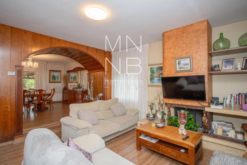 Foto c407e2fe-b17a-455e-b6b9-490fe4d3ef8c. Chalet con riscaldamento parcheggio piscina in Urbanitzacions Mataró