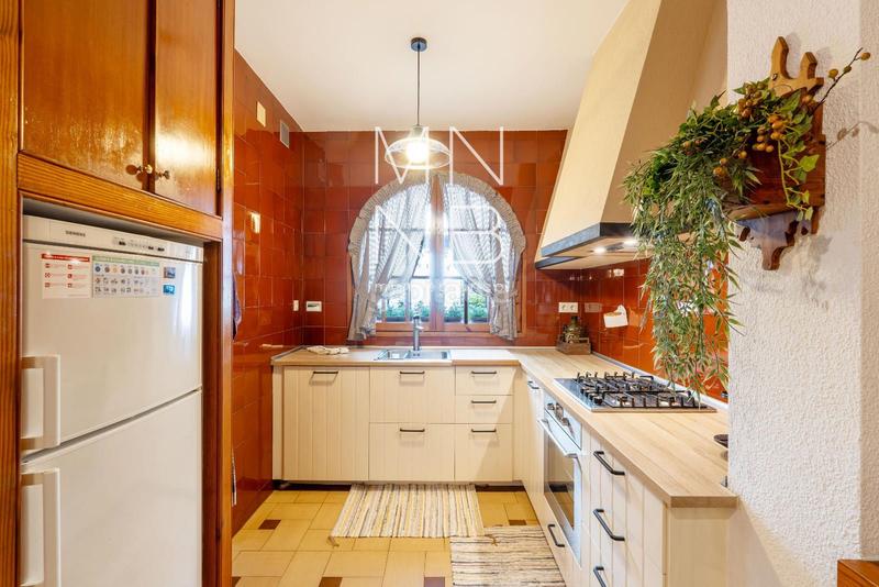 Foto d3b0d994-03cc-4370-988f-b49f48a90880. Casa con riscaldamento in Población de Arroyo