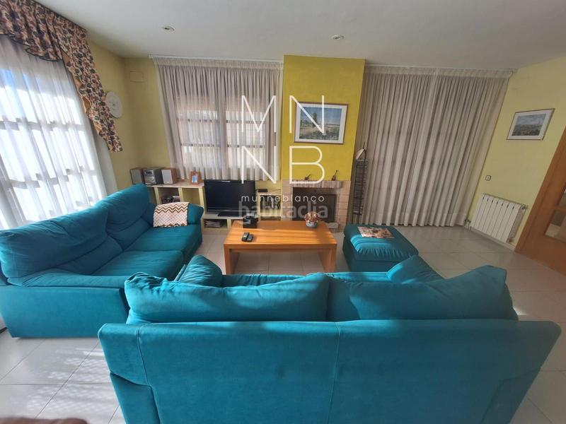 Foto 563e81c2-7c3e-4af1-ab59-d500b9170d8a. Casa a schiera con riscaldamento parcheggio piscina in Sant Andreu de Llavaneres