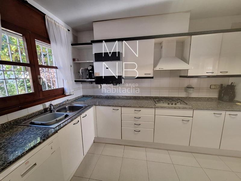 Foto 756da62d-bcf9-4363-9581-628d6043d224. Casa a schiera con riscaldamento parcheggio piscina in Sant Andreu de Llavaneres