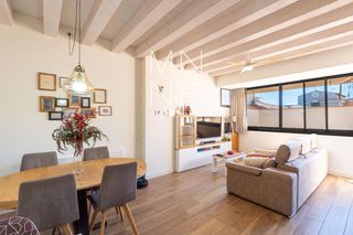 Reihenhaus in Centre. Casa adosada en el corazón de mataro para entrar a vivir