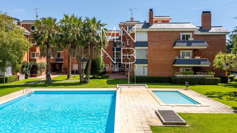 Foto 1eab3199-e0da-4a4c-b86f-4b3bee6fc54c. Àtic amb calefacció aparcament piscina a Can Sans Sant Andreu de Llavaneres